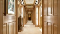 LAUREL - Lower Hallway